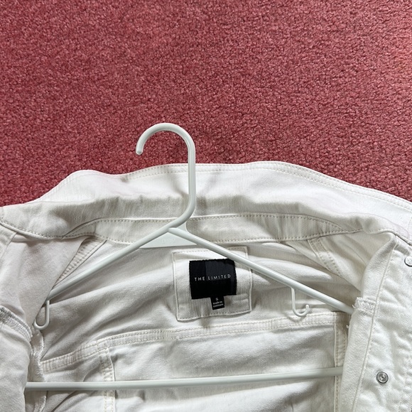 White Button Jacket - Picture 16 of 16